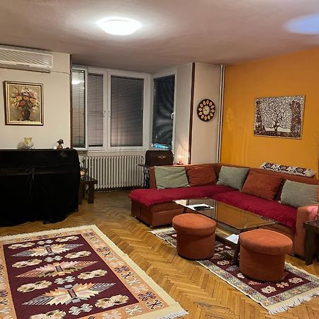 Skopje - Center Bright Apartment 외부 사진
