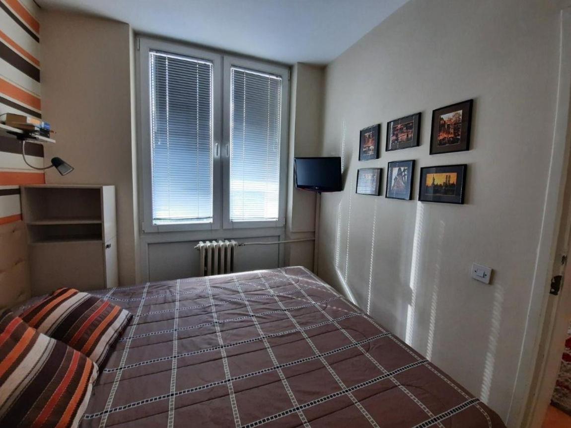 Skopje - Center Bright Apartment 외부 사진