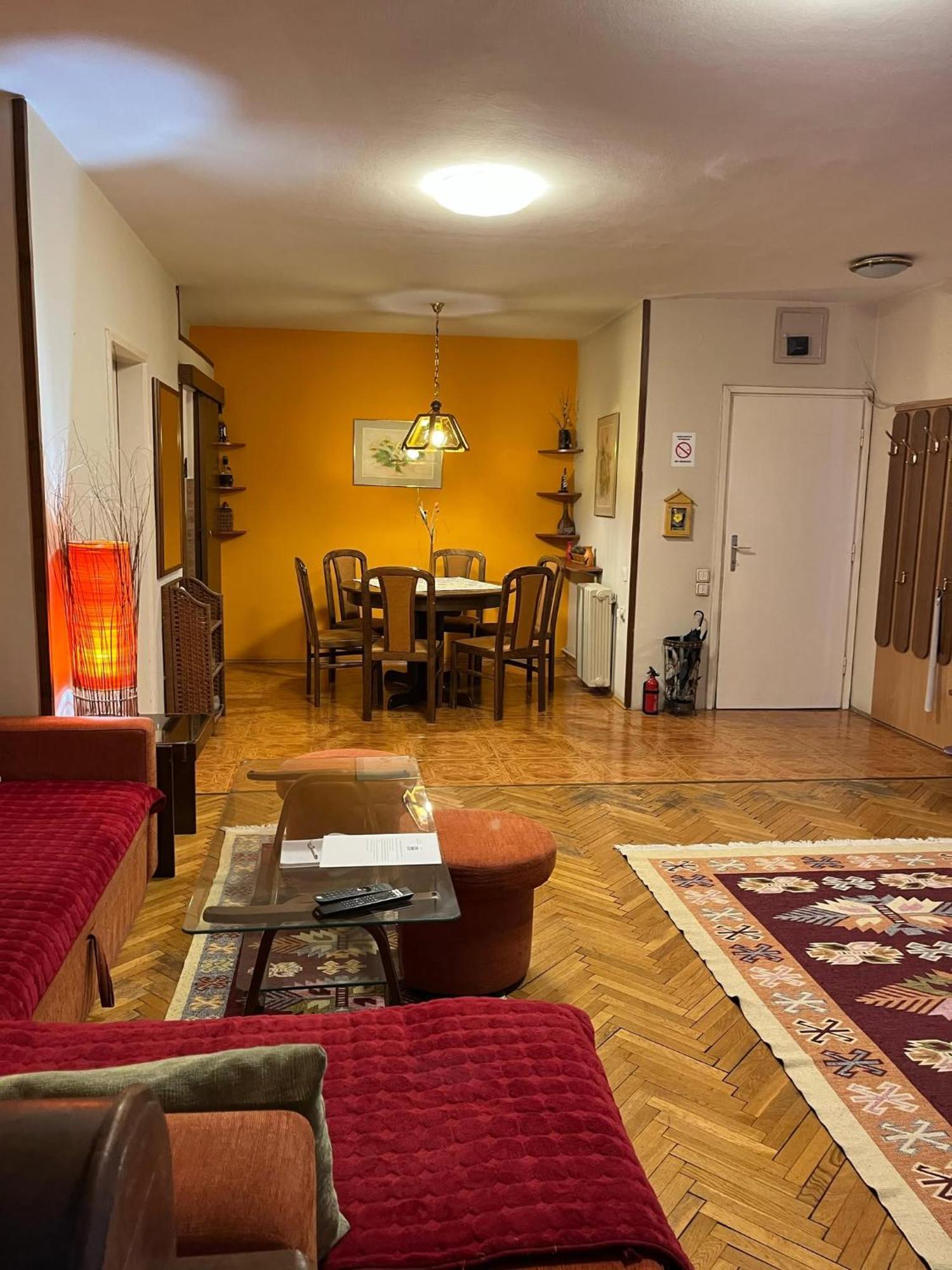 Skopje - Center Bright Apartment 외부 사진